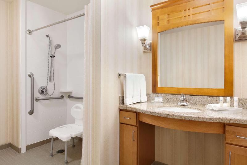 اتاق لوکس, Le Rêve De Naim Roma