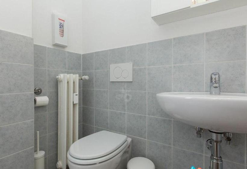 اتاق اکونومی, Il Grillo Di Firenze B&b