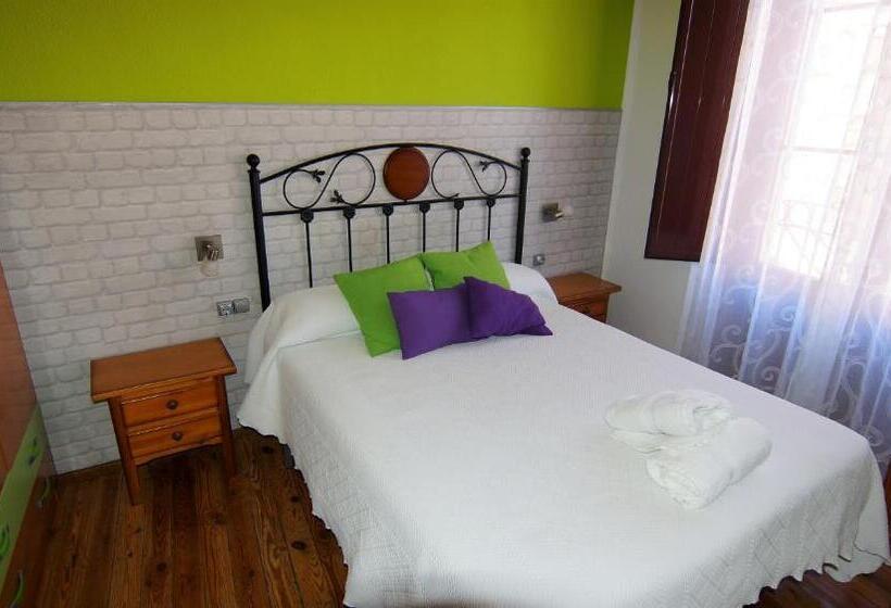 חדר סטנדרד יחיד חדר אמבטיה משותף, Pensión Sandoval