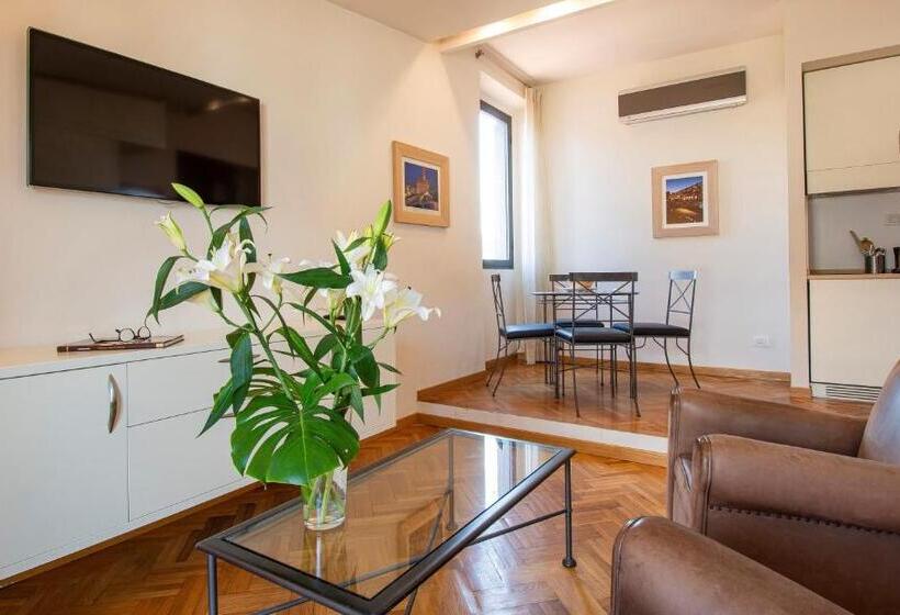 1 Bedroom Penthouse Apartment, Relais Piazza Signoria