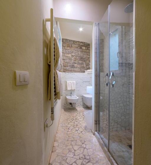 سوئیت کلاسیک, Relais Piazza Signoria