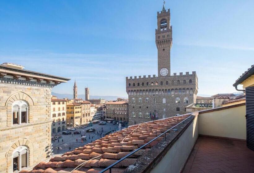 1 Bedroom Penthouse Apartment, Relais Piazza Signoria