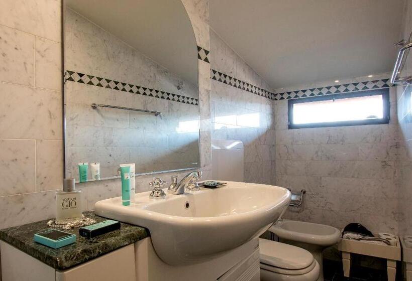 1 Bedroom Penthouse Apartment, Relais Piazza Signoria