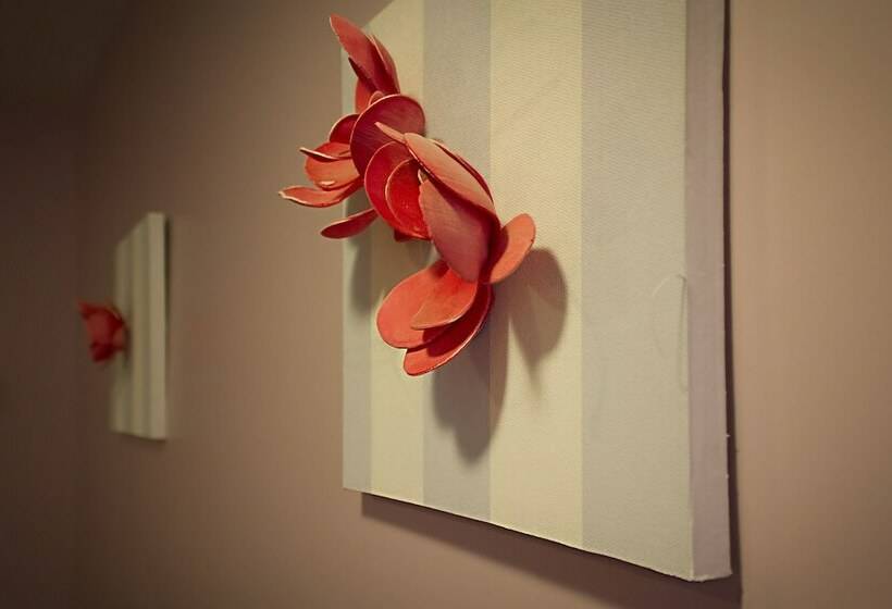 استودیوی استاندارد, Royal Court Legerova