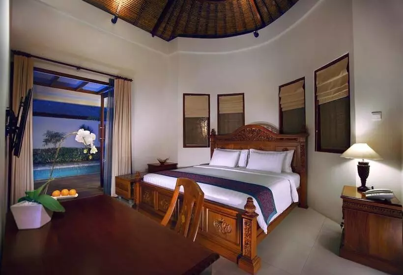プール付き１ベッドルームヴィラ, Aston Sunset Beach Resort  Gili Trawangan