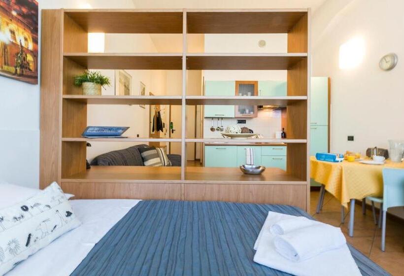 Estudio Estàndard, Casa Temporanea