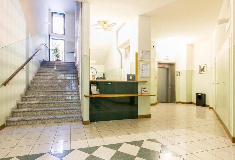 Estudio Estàndard, Casa Temporanea