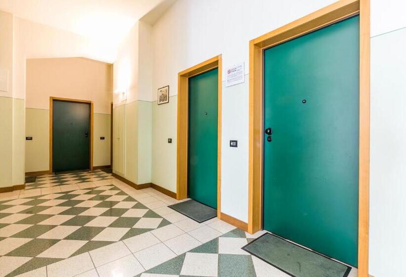 Estúdio Standard, Casa Temporanea