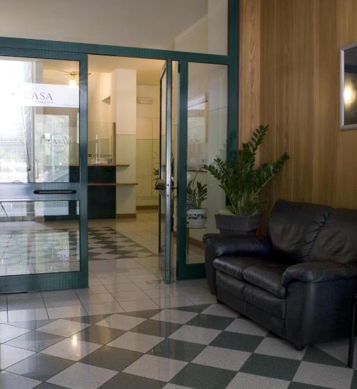 Estudio Estàndard, Casa Temporanea