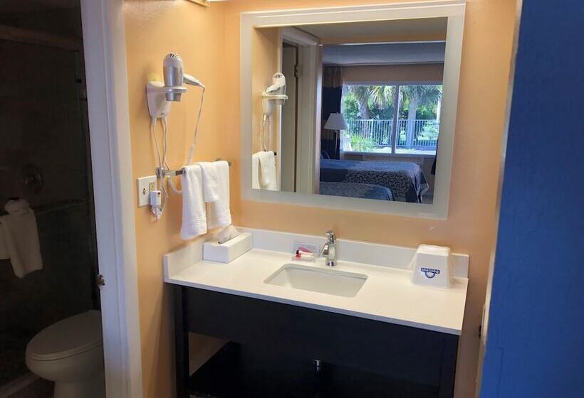 Номер Стандарт 2 Двуспальные Кровати, Days Inn By Wyndham Fort Myers Springs Resort