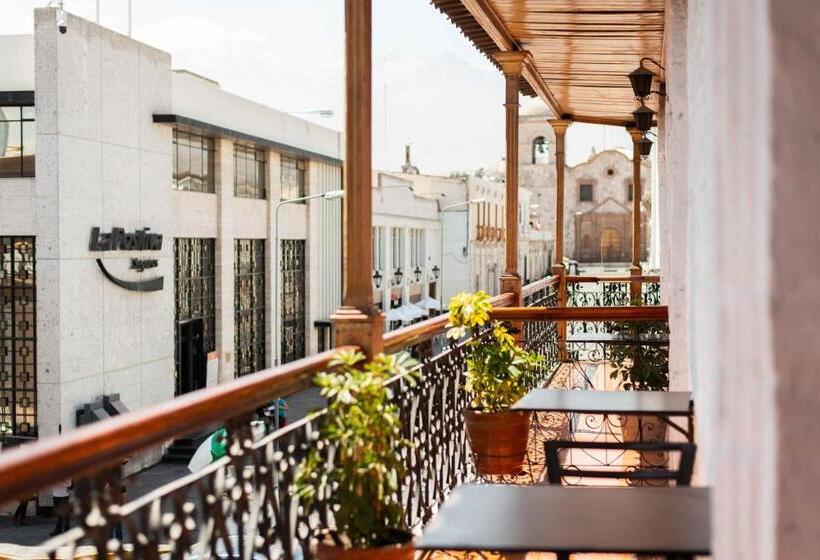 اتاق خانوادگی, Le Foyer Arequipa