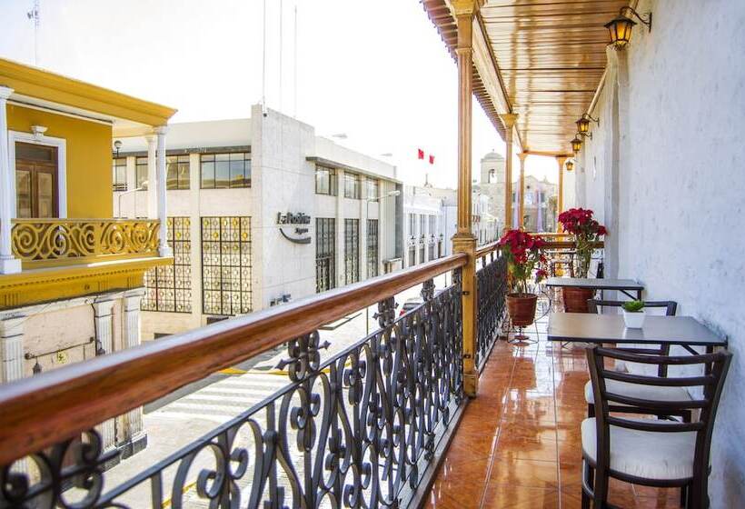 اتاق خانوادگی, Le Foyer Arequipa