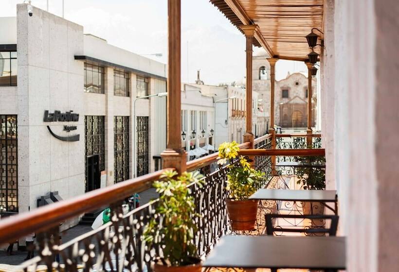 اتاق خانوادگی, Le Foyer Arequipa