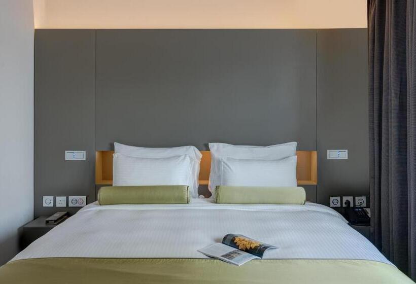 اتاق سوپریور, 72 Sharjah Waterfront