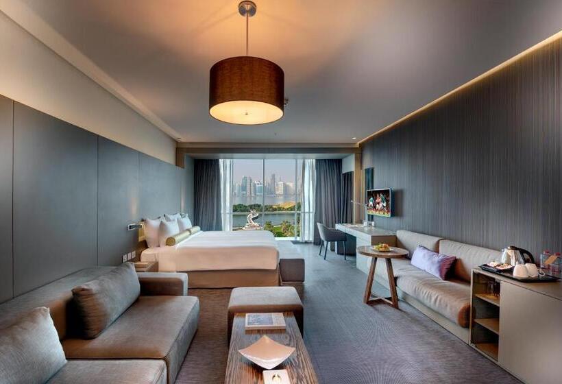 اتاق پرمیوم, 72 Sharjah Waterfront