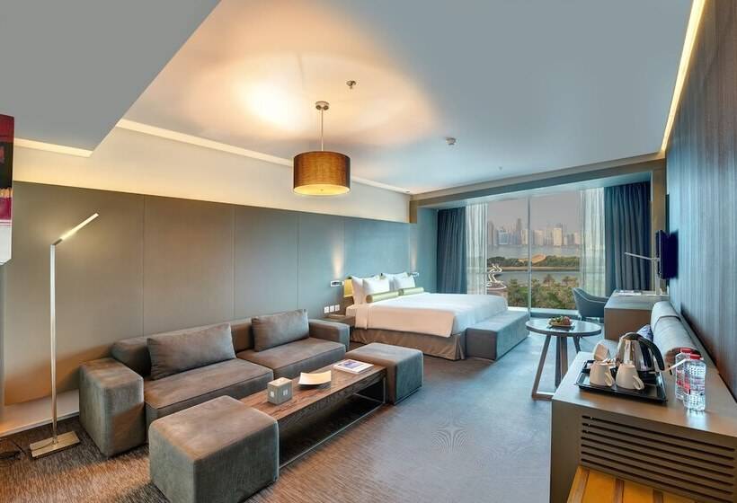 اتاق پرمیوم, 72 Sharjah Waterfront