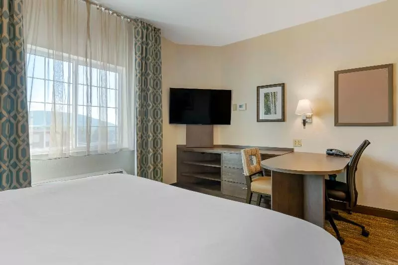 スタンダードスタジオ, Candlewood Suites Reading, An Ihg