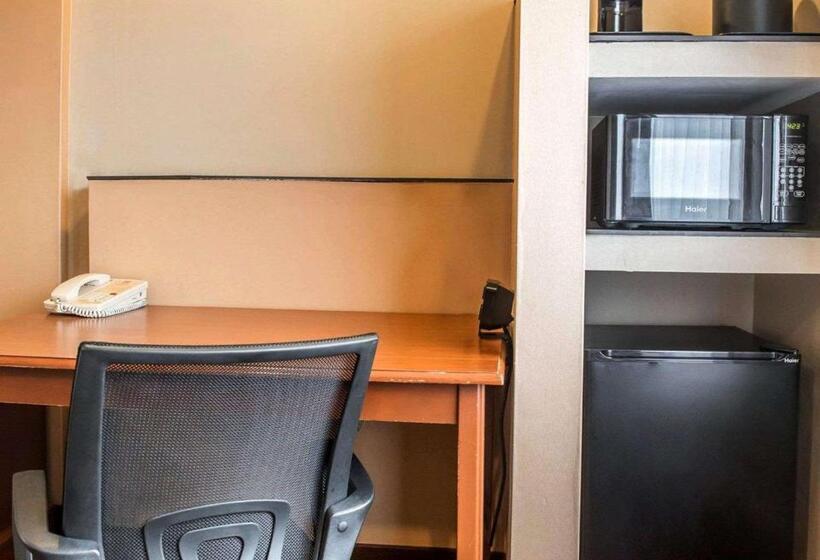 Люкс, Comfort Suites