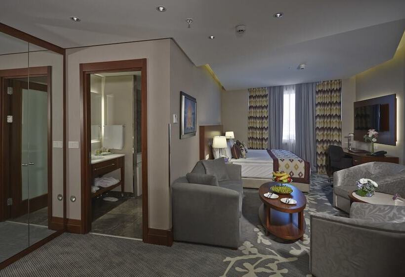 ジュニアスイート, Crowne Plaza Istanbul Oryapark, An Ihg