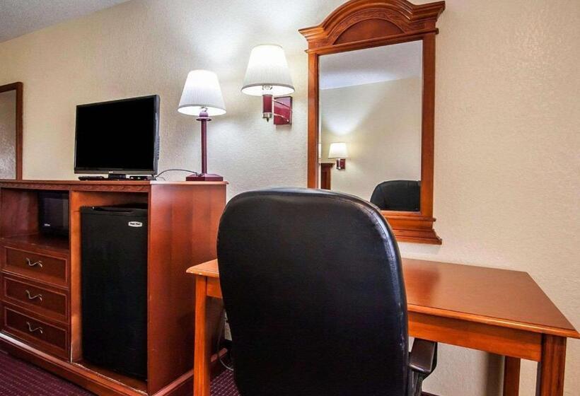 חדר סטנדרט עם מיטת קינג, Motel 6 Prattville, Al