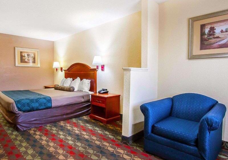 חדר סטנדרט עם מיטת קינג, Motel 6 Prattville, Al