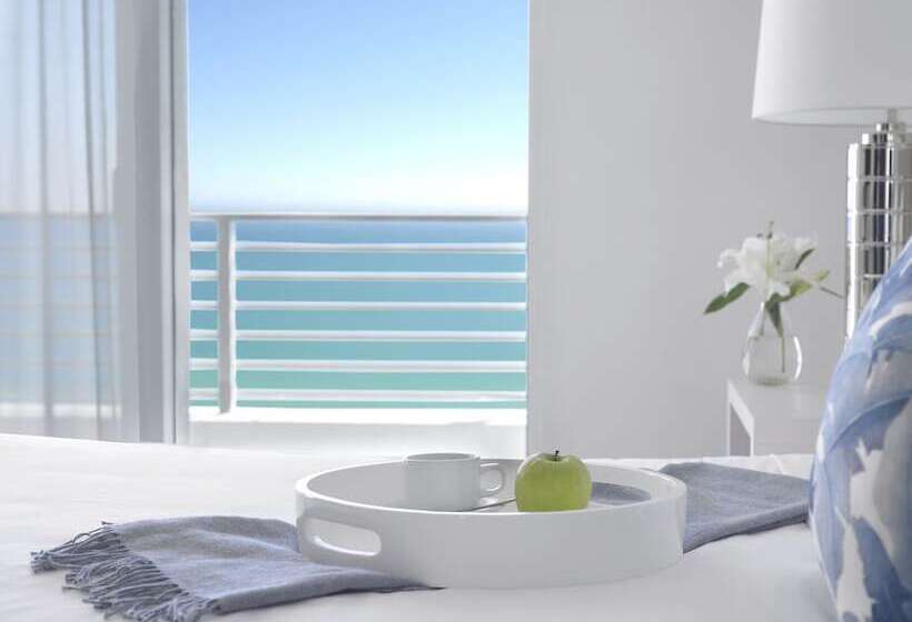 Tengerre Néző Lakosztály, Grand Beach Hotel Surfside