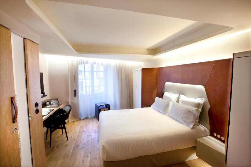 豪华房间, Les Haras