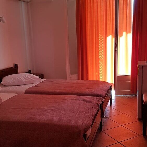 חדר סטנדרט, Orfeas