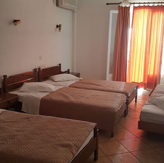 חדר משפחתי, Orfeas