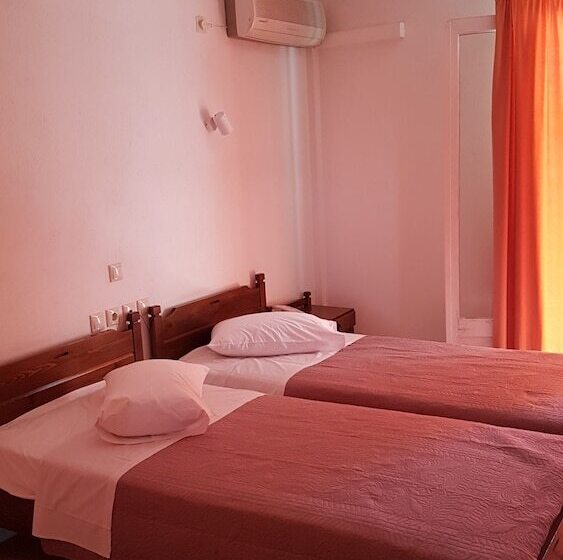 חדר סטנדרט, Orfeas