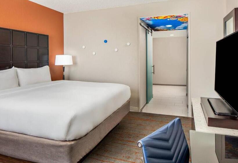 Quarto Estandar Cama King, Renaissance Indianapolis North