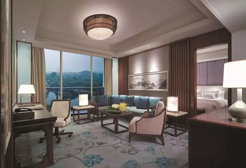 エクゼクティブスイート, Shangrila Qufu