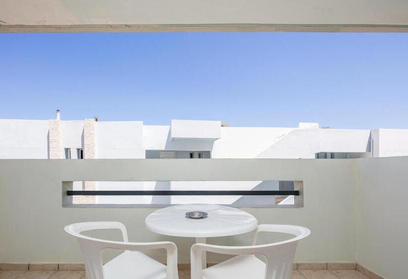 ガーデンビュースタンダードルーム, Koni Village