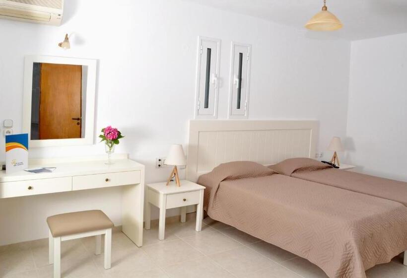 ガーデンビューファミリールーム, Koni Village