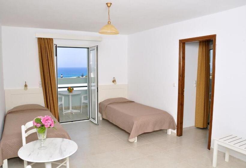 ガーデンビューファミリールーム, Koni Village