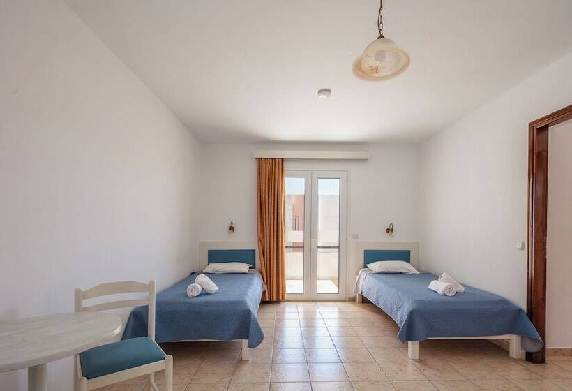 ガーデンビューファミリールーム, Koni Village