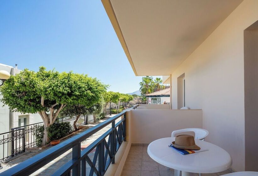 ガーデンビュースタンダードルーム, Koni Village