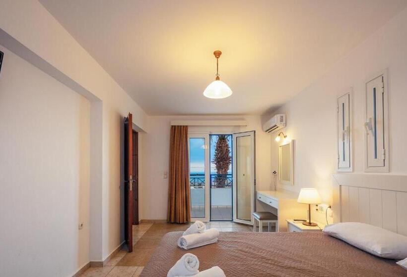 ガーデンビューファミリールーム, Koni Village