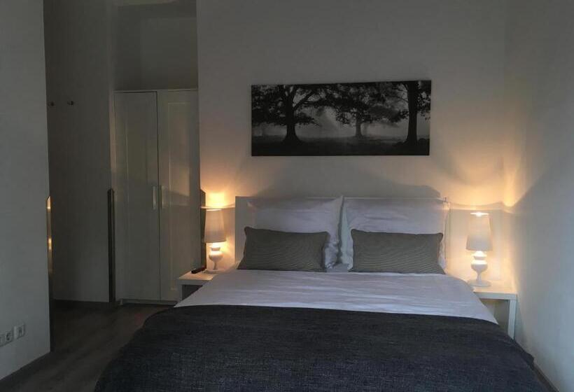 اتاق استاندارد, Midi Inn Parkhotel Mitte