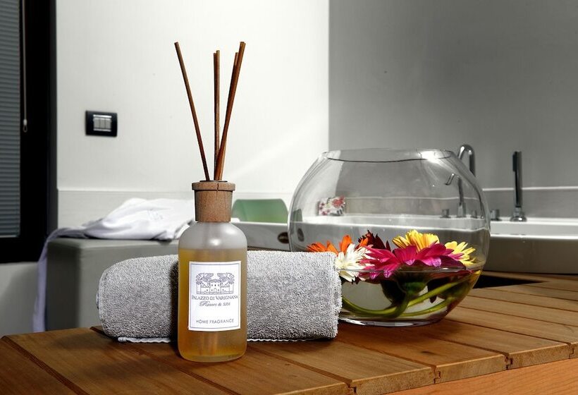 اتاق لوکس, Palazzo Di Varignana