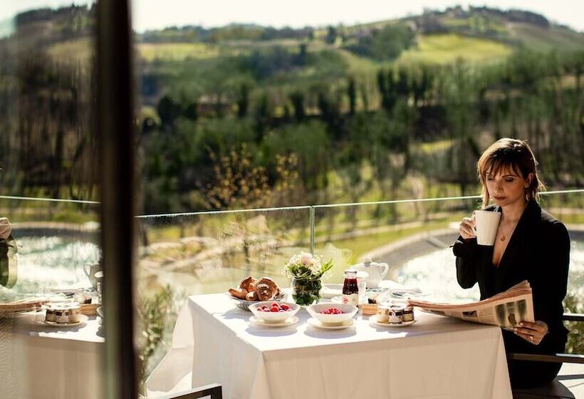 اتاق لوکس, Palazzo Di Varignana