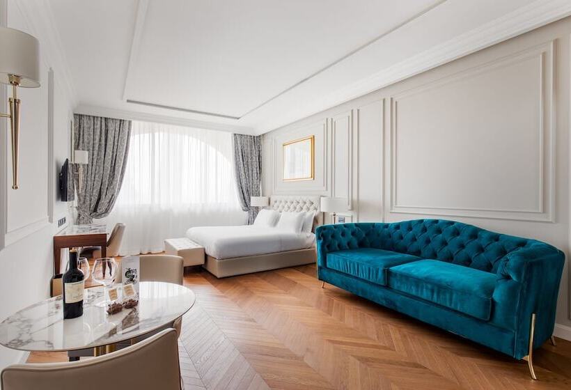 سوییت جونیور, Palazzo Di Varignana