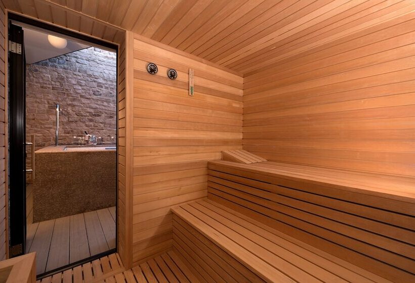 سوئیت پرزیدنت, Palazzo Di Varignana