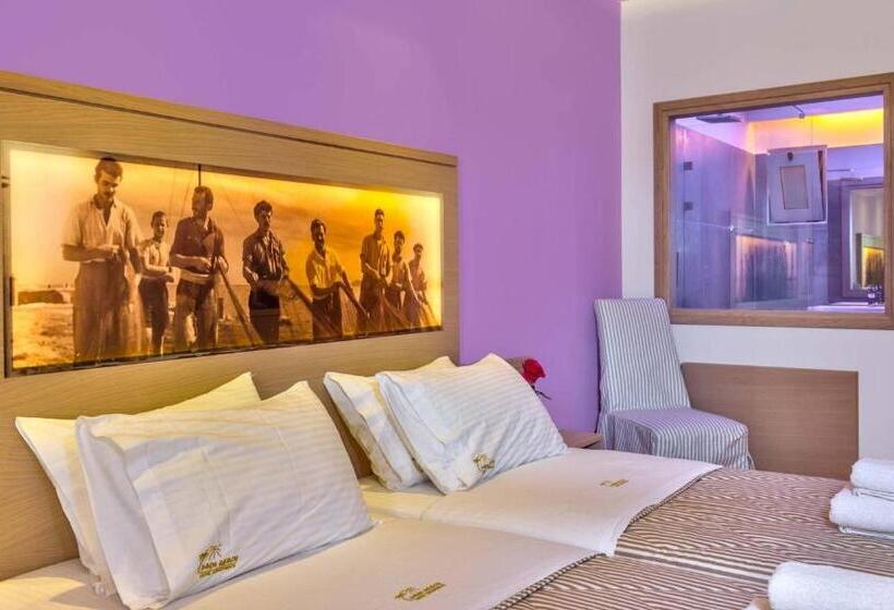 غرفة سوبيريور مطلّة علي الحديقة, Palm Beach Hotel Apartments