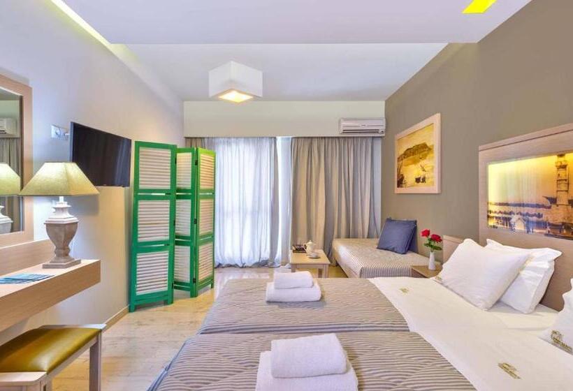 غرفة سوبيريور مطلّة علي الحديقة, Palm Beach Hotel Apartments