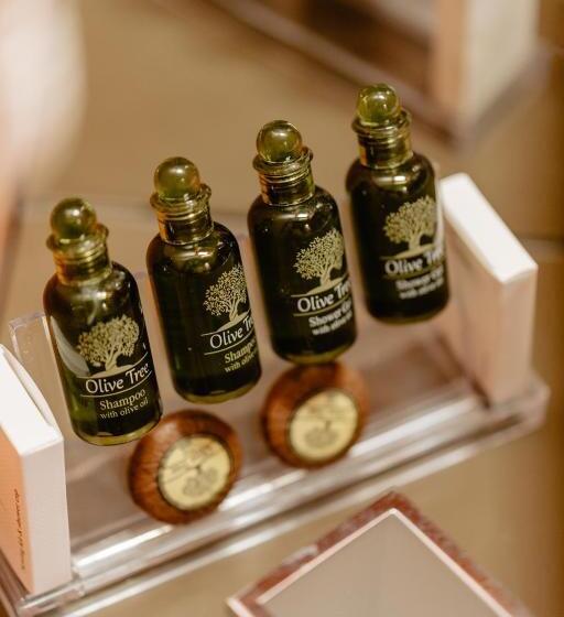 غرفة سوبيريور مطلّة علي الحديقة, Palm Beach Hotel Apartments