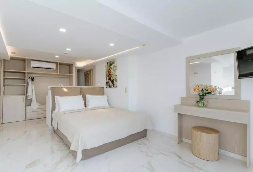 テラス付スイート, Palm Beach Hotel Apartments