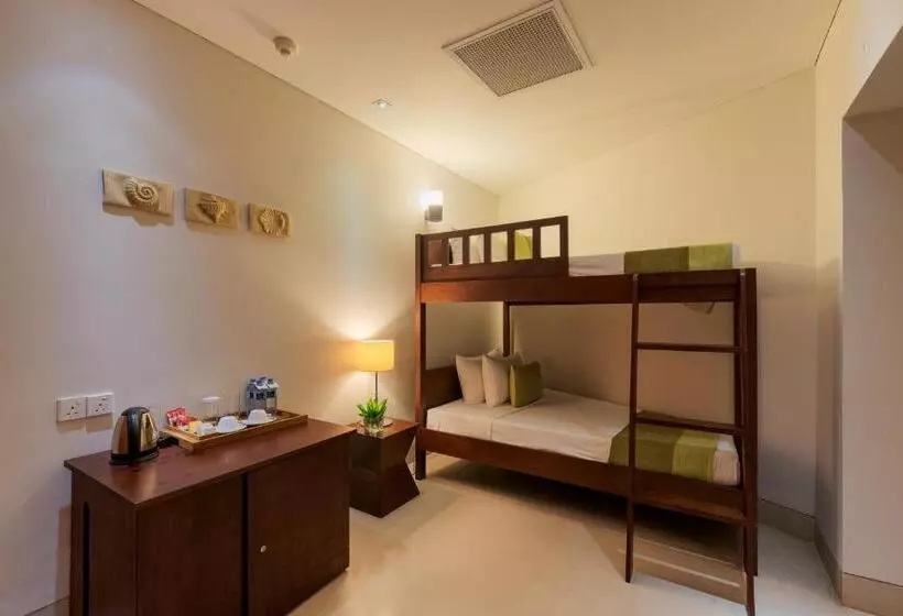 Perhesviitti, Amaya Beach Passikudah