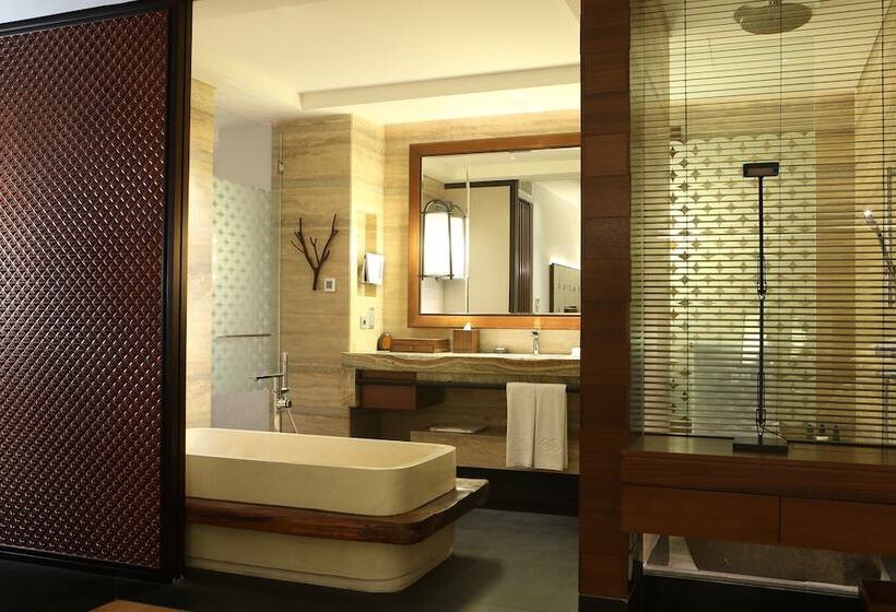 Номер Deluxe, Sofitel Bali Nusa Dua Beach Resort