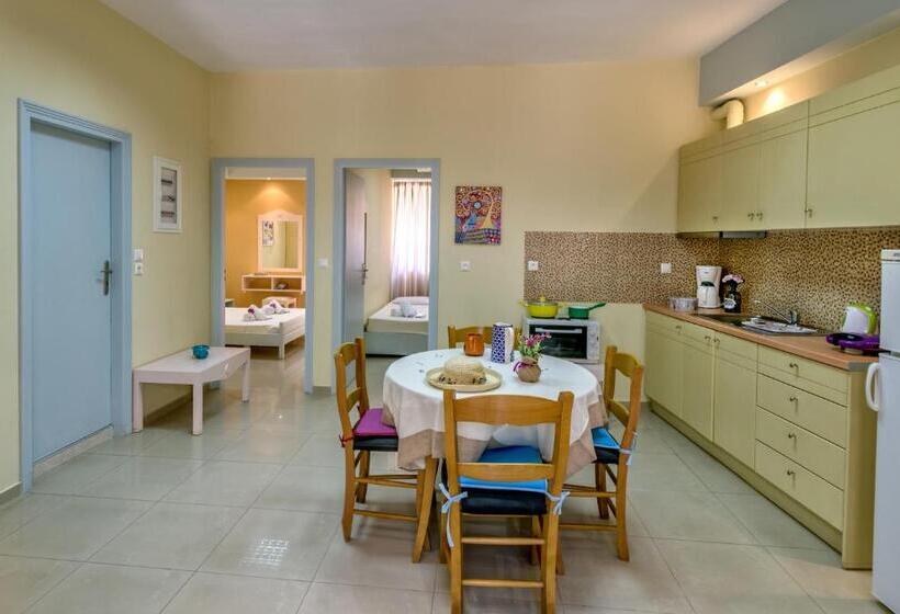 带花园景观及2个卧室的公寓, Aloe Apartments